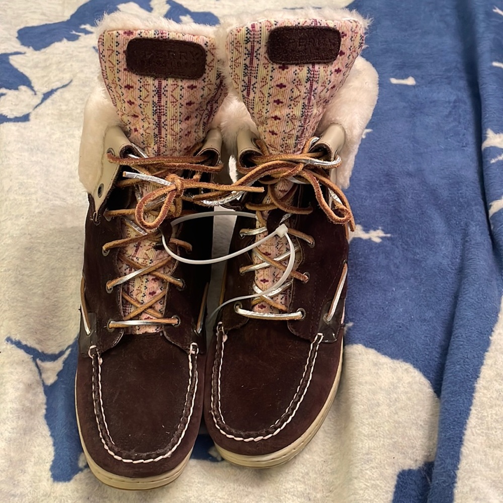 Sperry topsider winter boat shoes